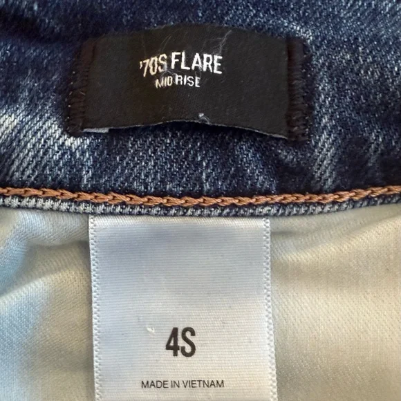 Express 70s Flare Mid Rise Jeans, light to medium blue, size 4S - Picture 7 of 8